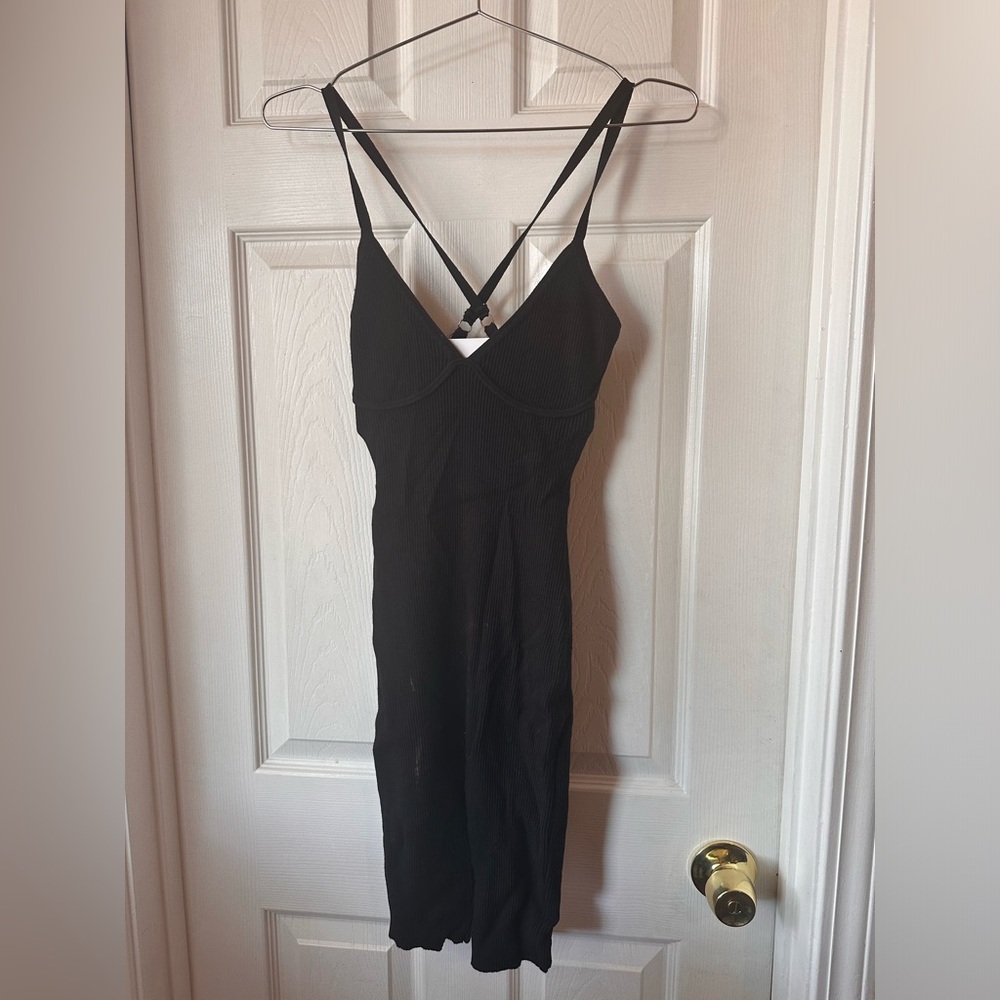 Crisscross back bodysuit, bust detail